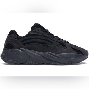Adidas Yeezy Boost 700 V2 Vanta Black Men’s size 7 Women’s size 8.5